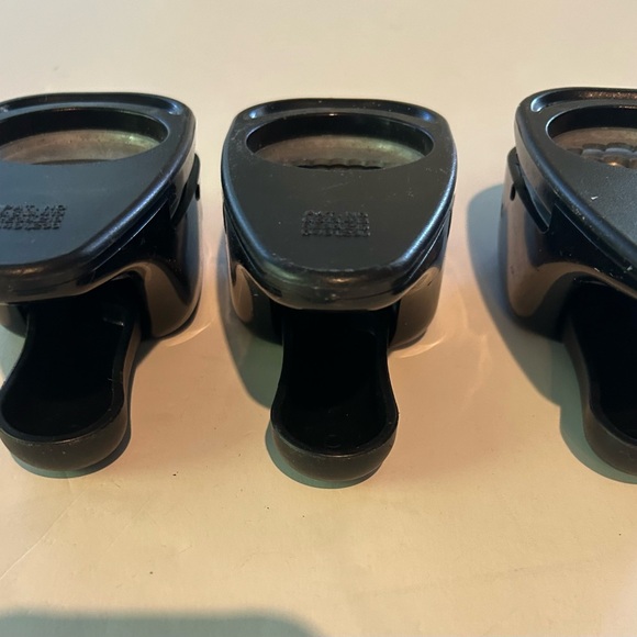 STAMPIN UP! TRIO OF HANDHELD PUNCHES - OVAL, SCALLOPED OVAL & SCALLOPED CIRCLE - Picture 7 of 12